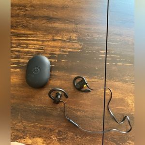 Powerbeats